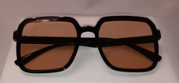 Oversized Square Gradient Sunglasses Black Frames